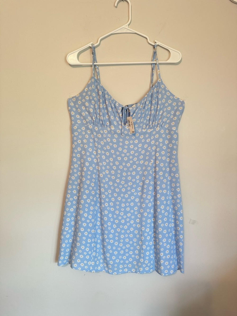 Aeropostale Light Blue Daisy Print Dress with Spaghetti Straps
